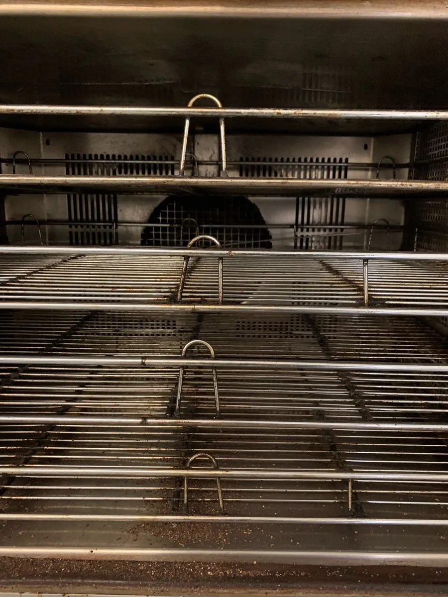 Bread oven/ combi oven includes stand and 8 trays - Image 4