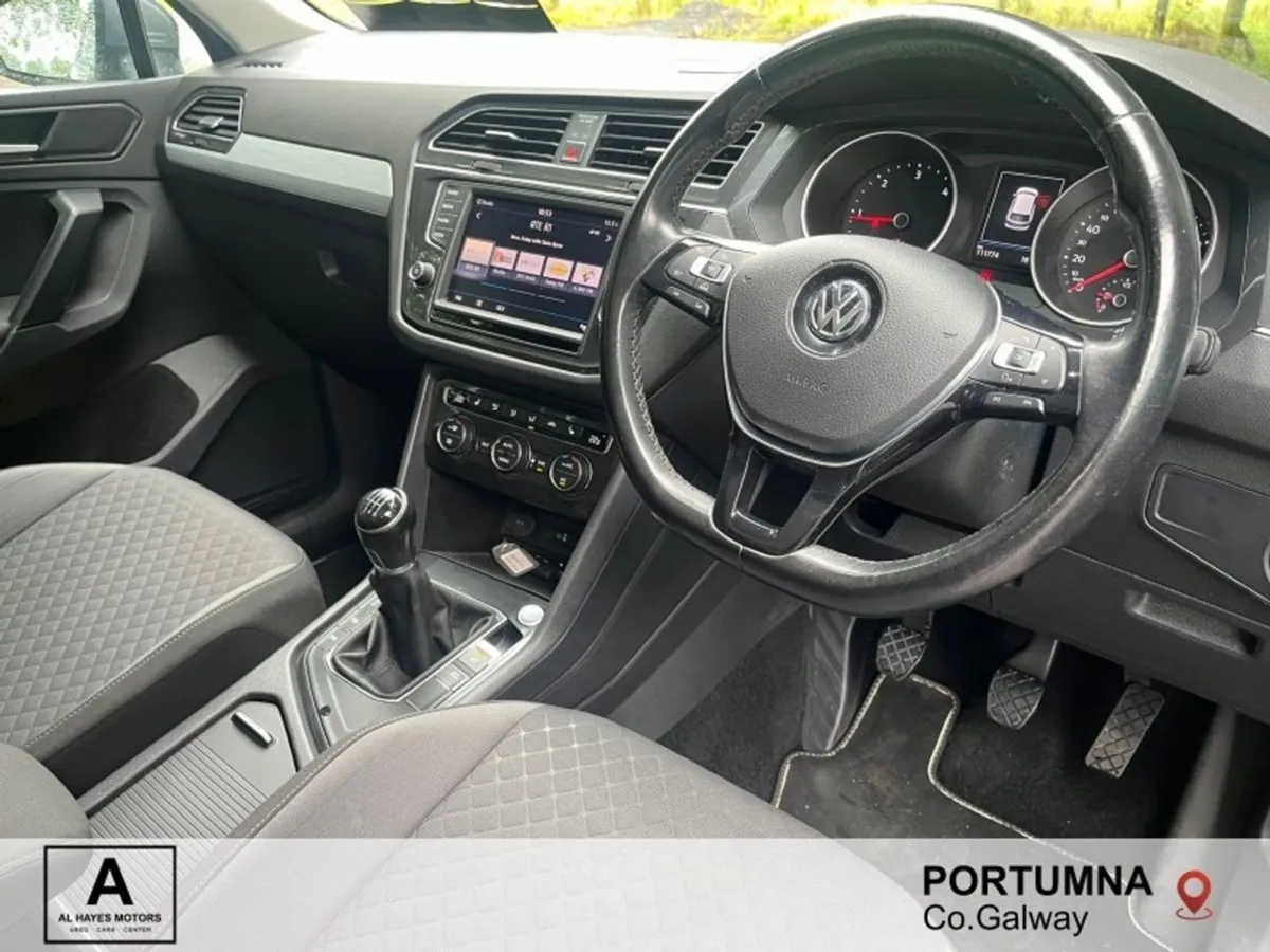 Volkswagen Tiguan Comfortline 2.0 TDI 6speed 115B - Image 2