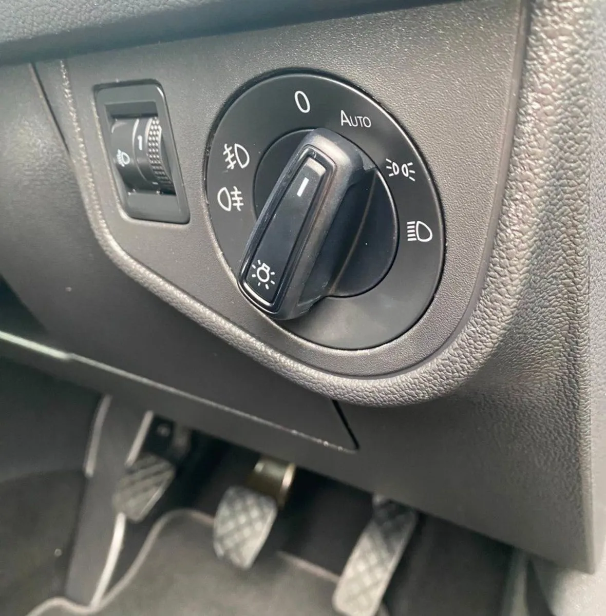 Volkswagen Polo Life Model -- 1.0 TSI Turbo Petrol - Image 4