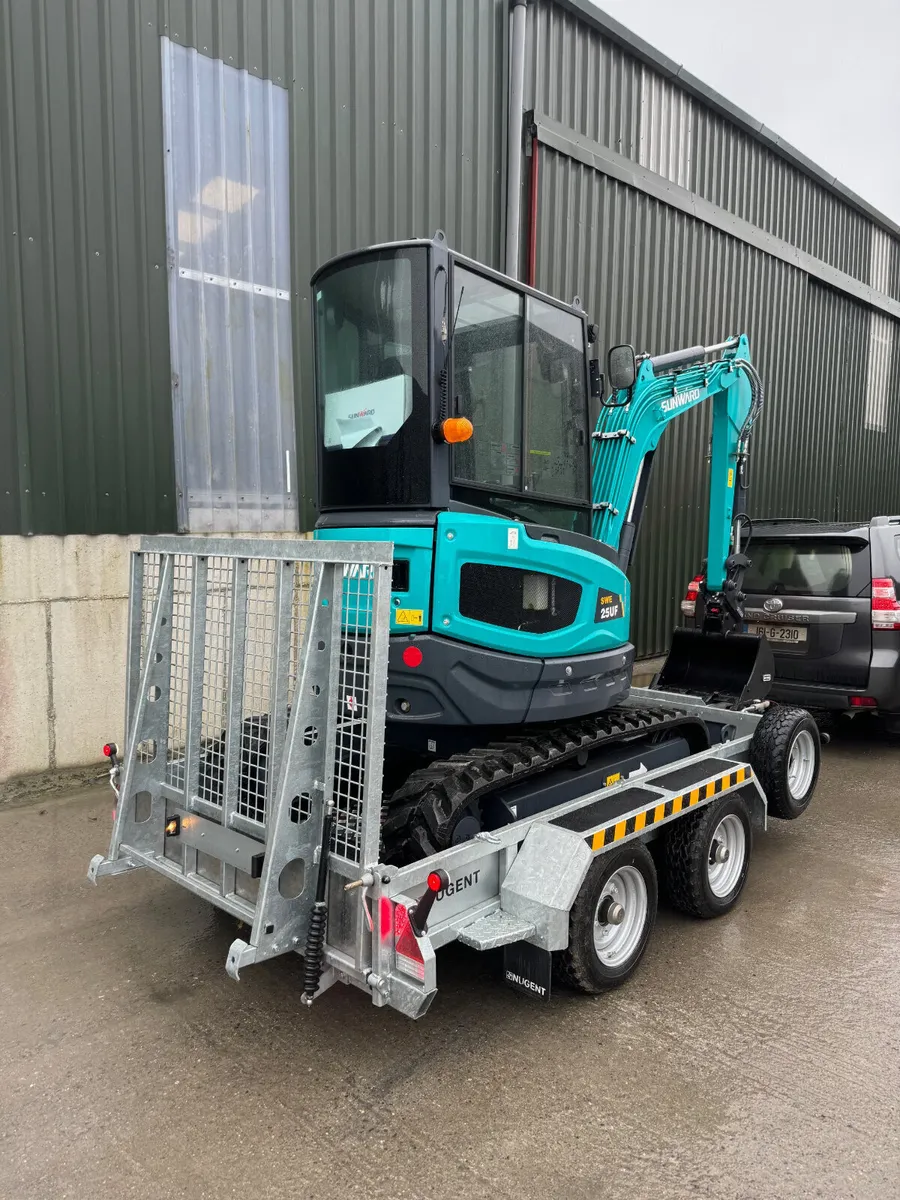 €129/week Sunward 25UF and Nugent Trailer - Image 4