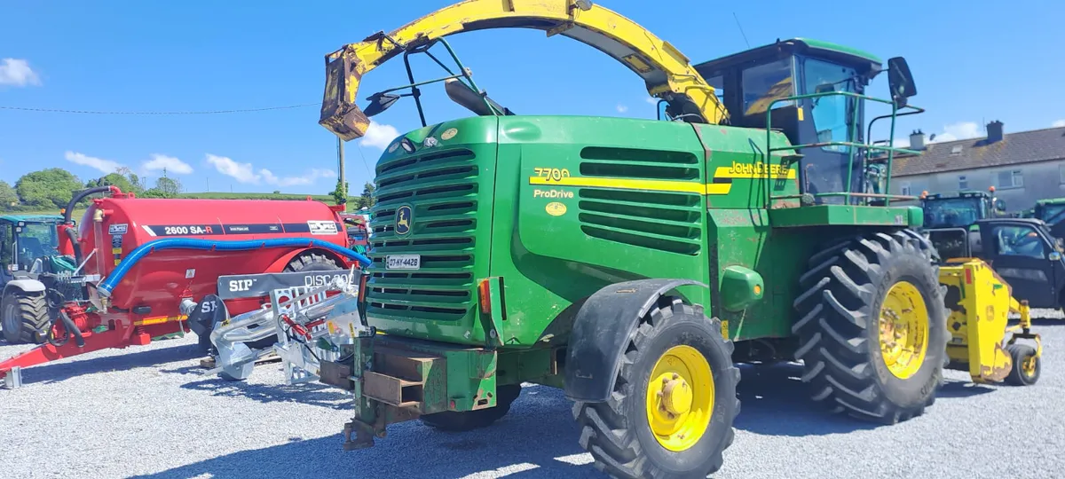 2007 John Deere 7700 SPFH - Image 4