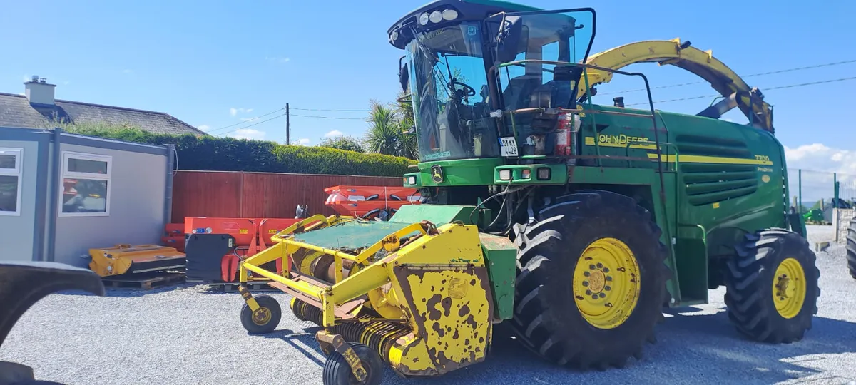 2007 John Deere 7700 SPFH - Image 3