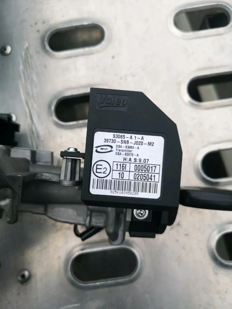 Honda Stream Mazda 2 Yaris  Vitz  Fit Ignition key - Image 4