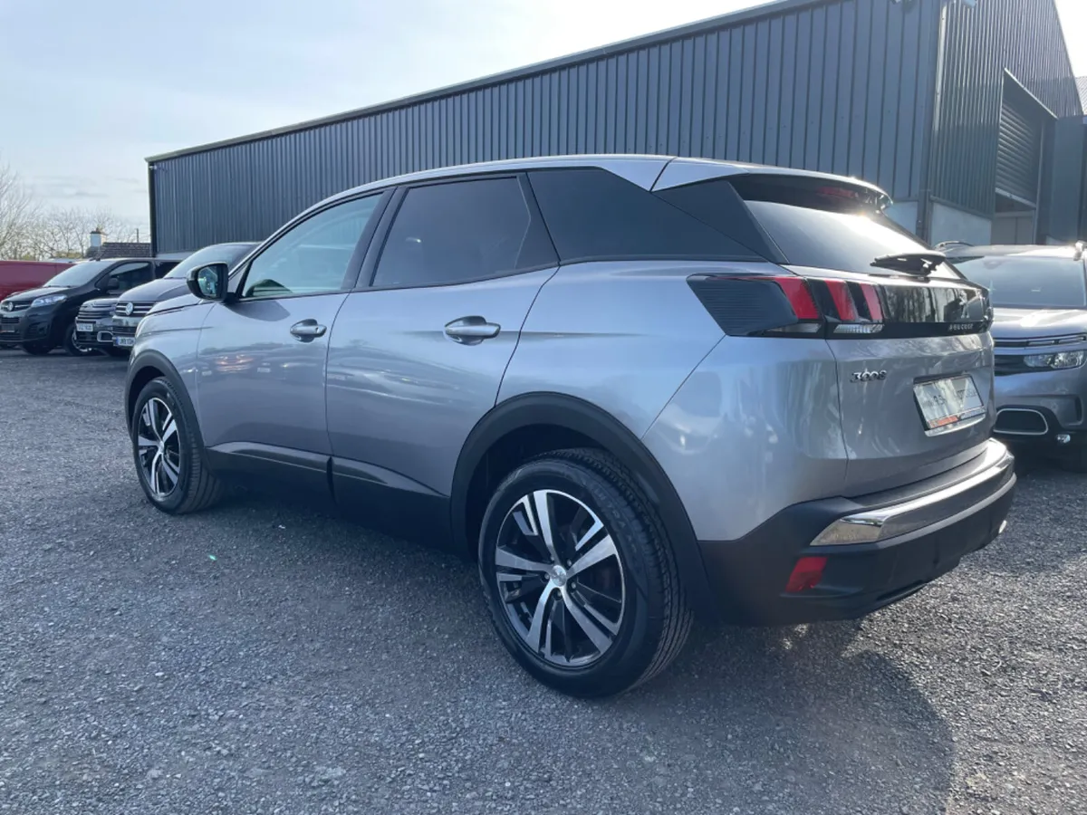 Peugeot 3008 - Image 2