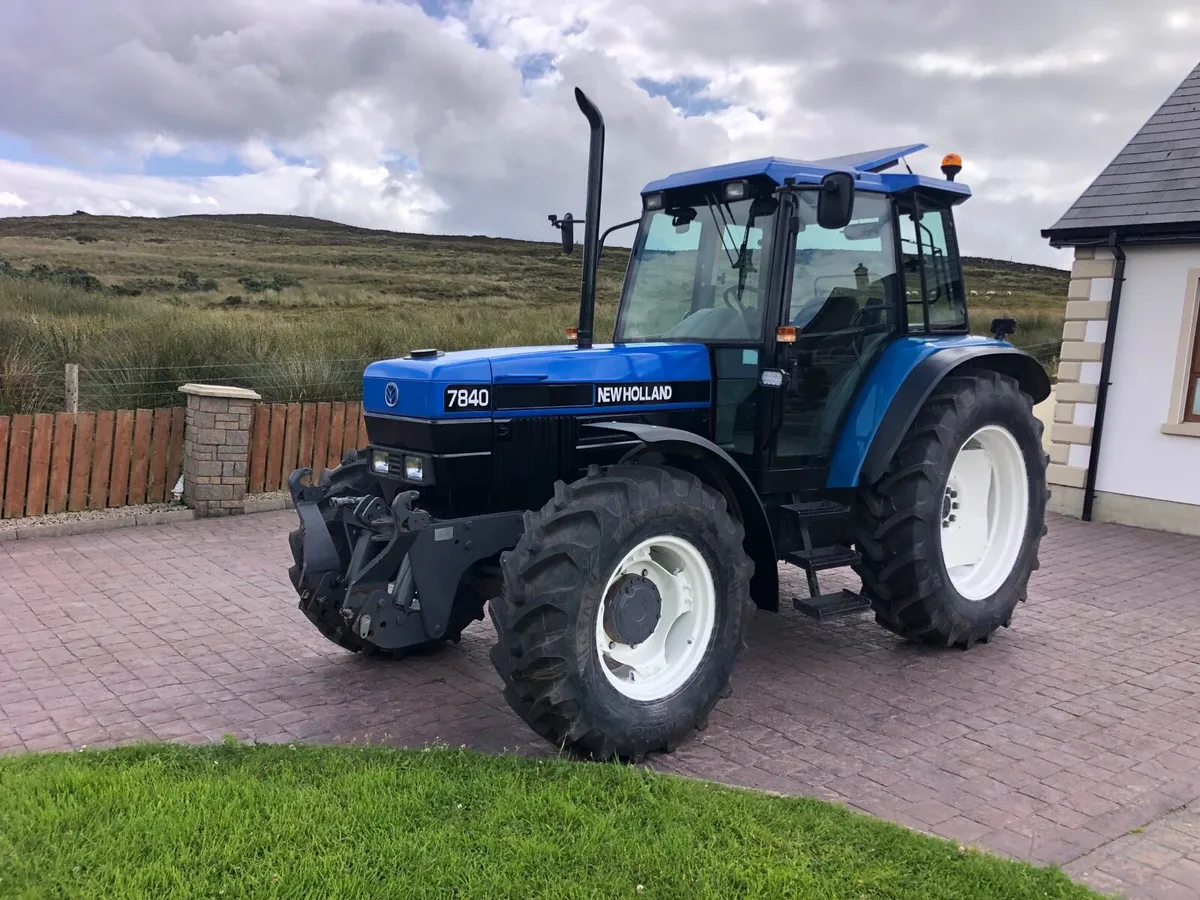 New Holland 7840 - Image 1