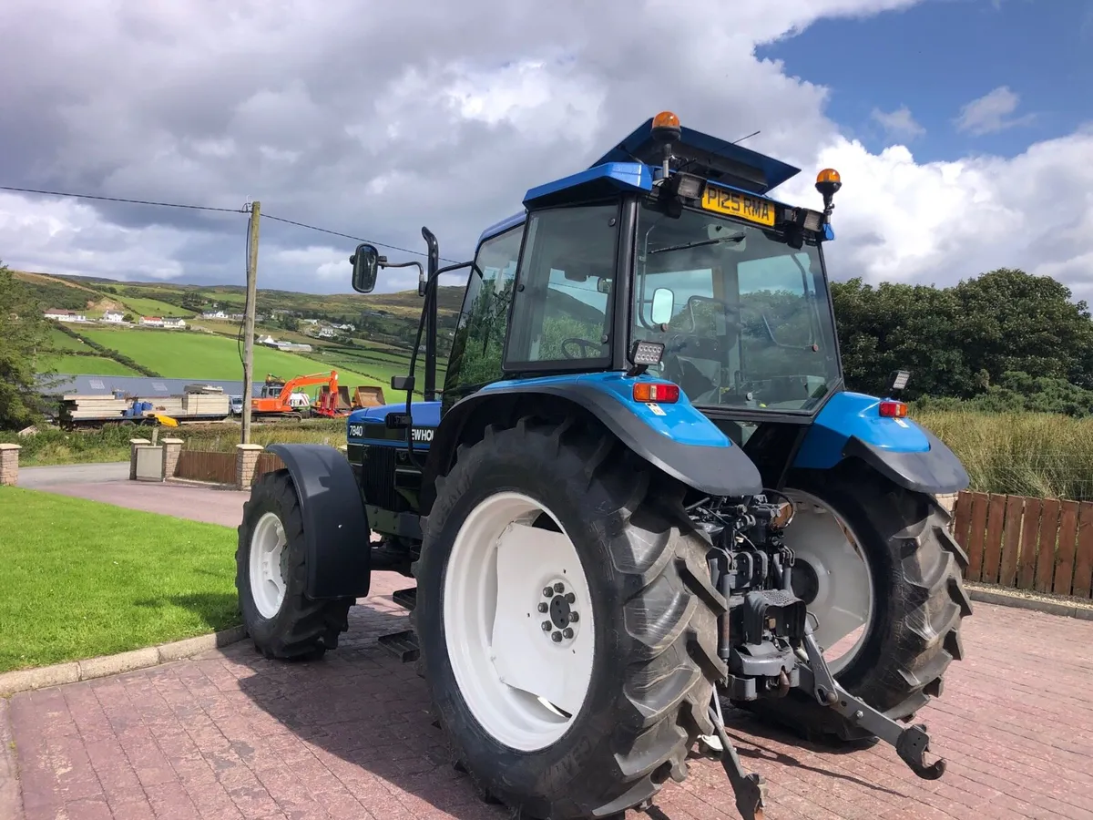 New Holland 7840 - Image 3