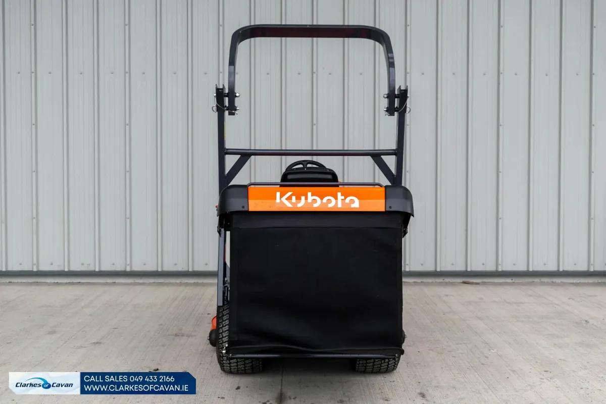 2023 Kubota G261LD Lawnmower - Image 4