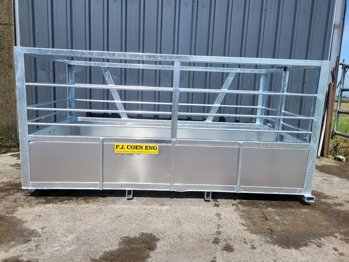 Safety cage/man cage. Livestock transporter. - Image 3