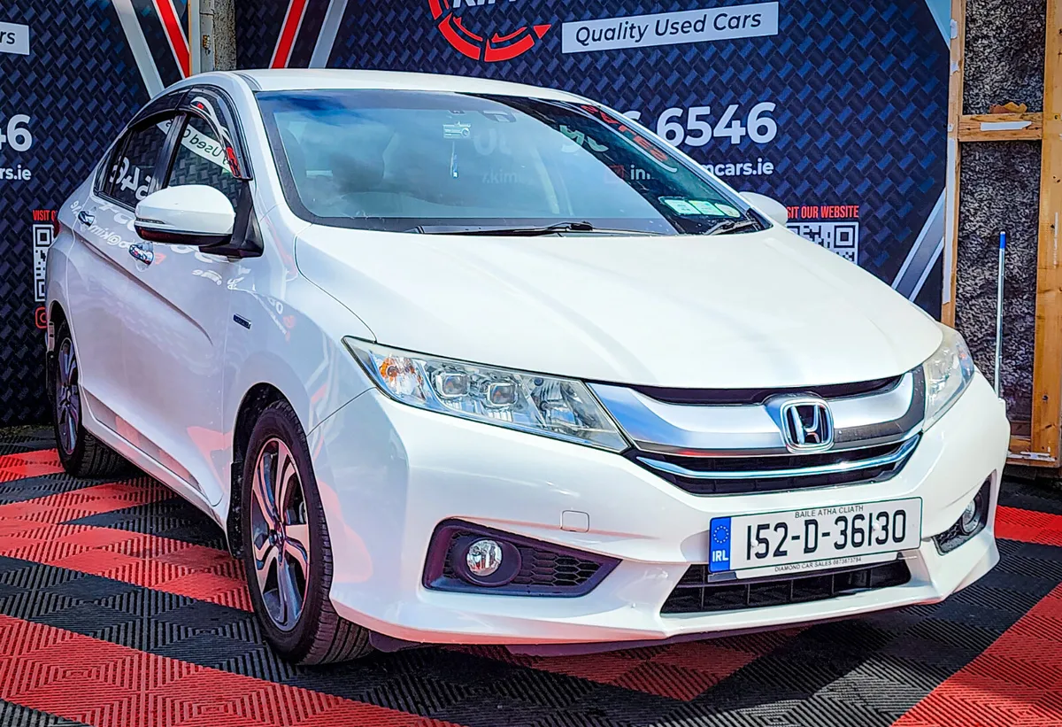 2015 Honda Grace Hybrid - Image 4