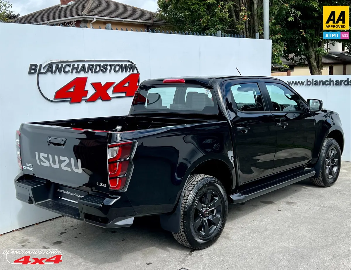 ISUZU D-MAX LSE® 2025 MODEL IMMEDIATE DELIVERY VAT - Image 3