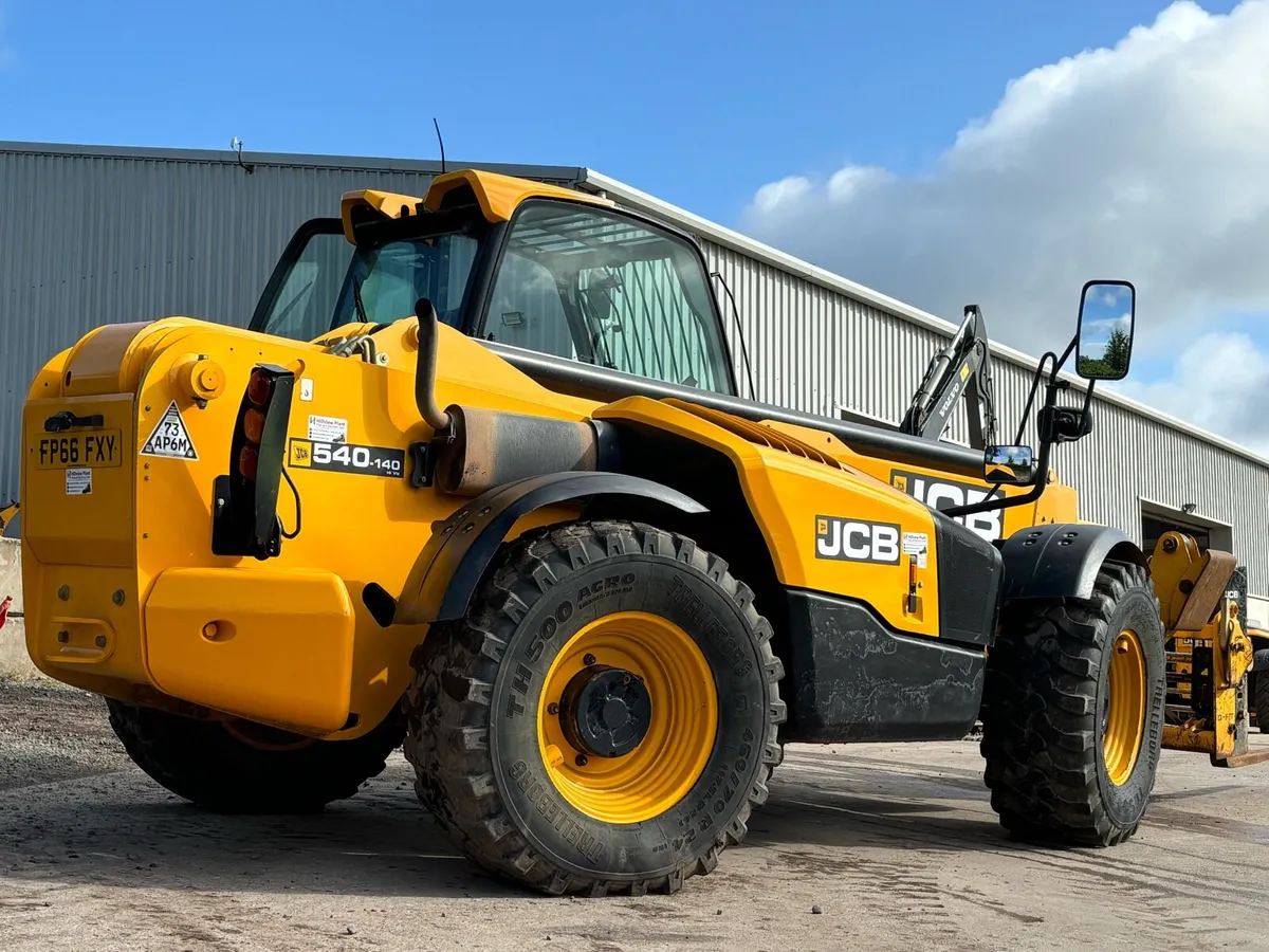 JCB 540-140 Telehandler - Image 1