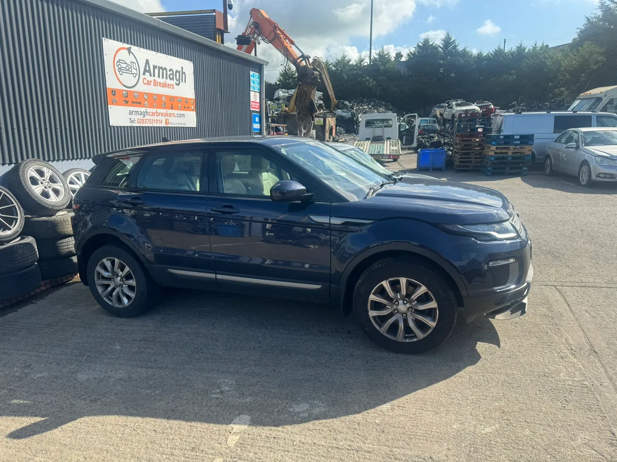 Breaking 2016 Range Rover evoque 2.0 se td4 - Image 2