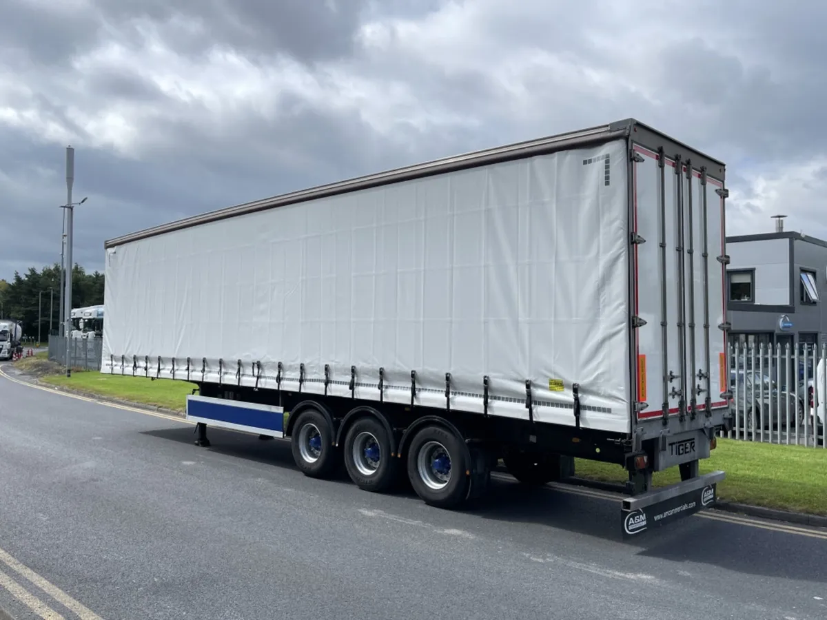 2016 TIGER 4500MM TRI-AXLE CURTAINSIDE TRAILER - Image 4