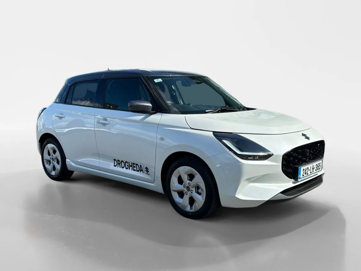 Suzuki Swift 1.2 Hybrid Motion - Image 1