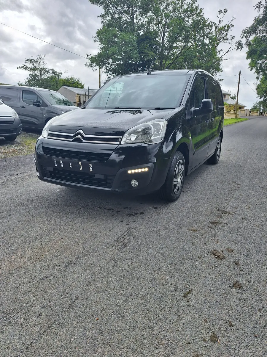 Citroen Berlingo 2017 - Image 2