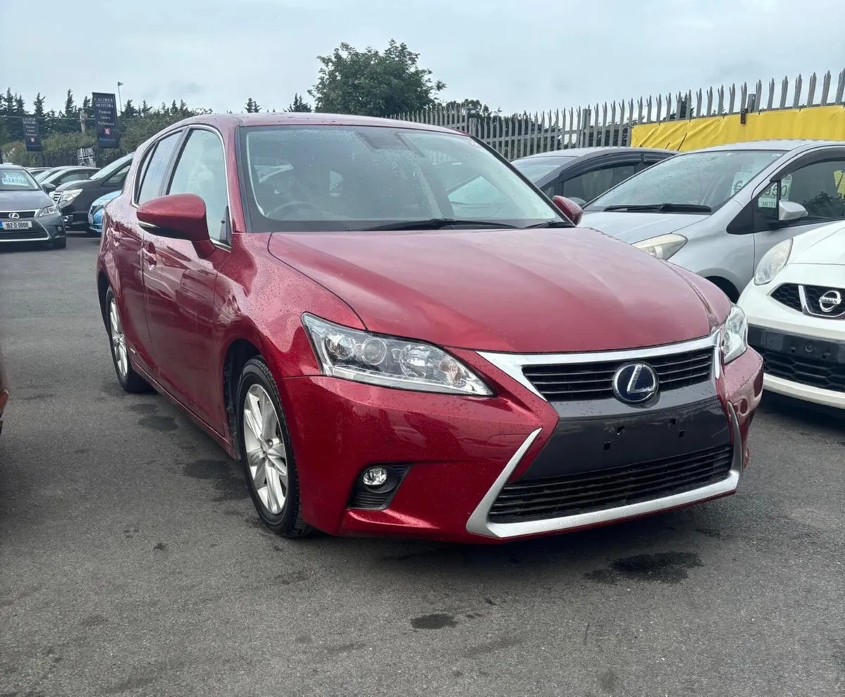 2016 Lexus ct200 Luxury /leather Top Specs - Image 2