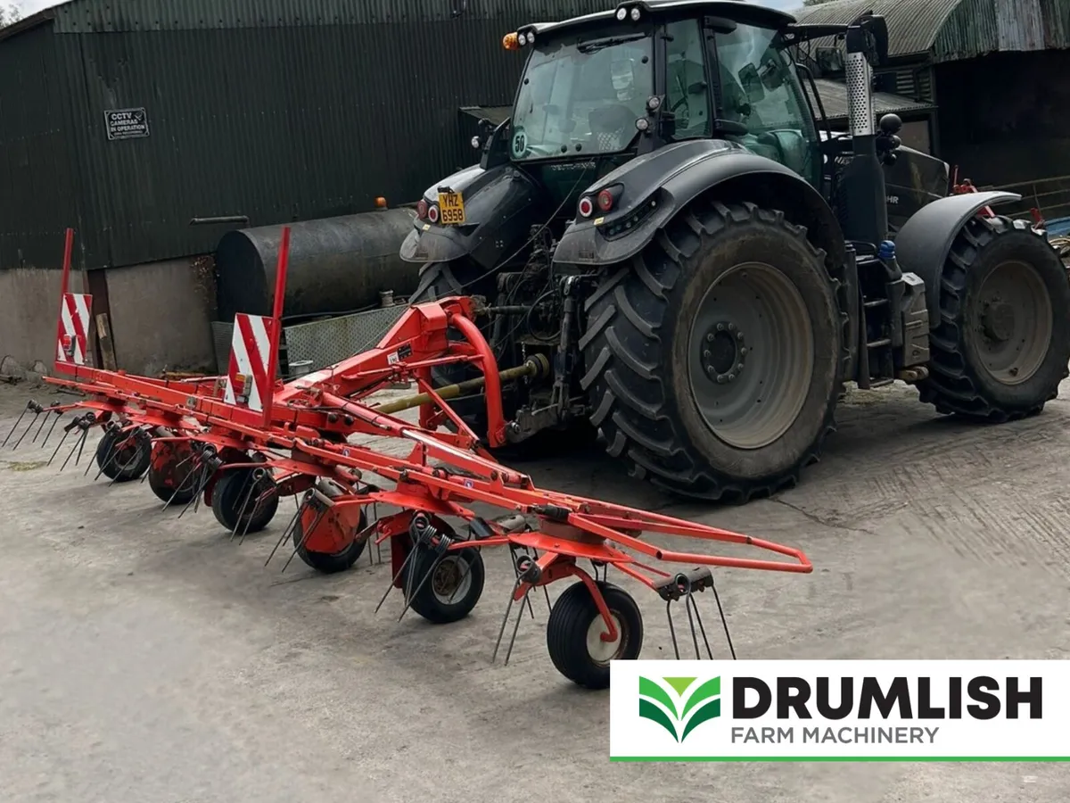 Used Kuhn GF 6502 6-Rotor Tedder - Image 1