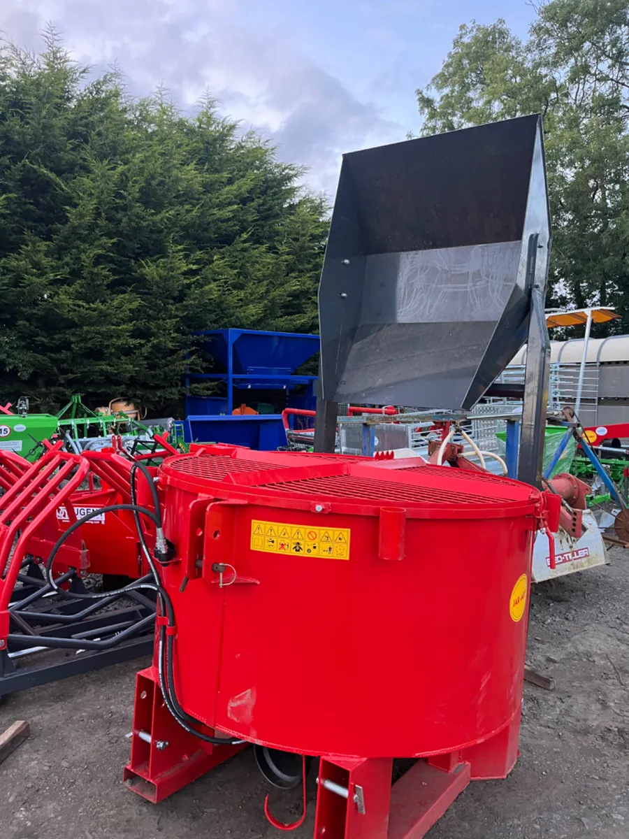 New Jarmet self loading pan mixer - Image 1