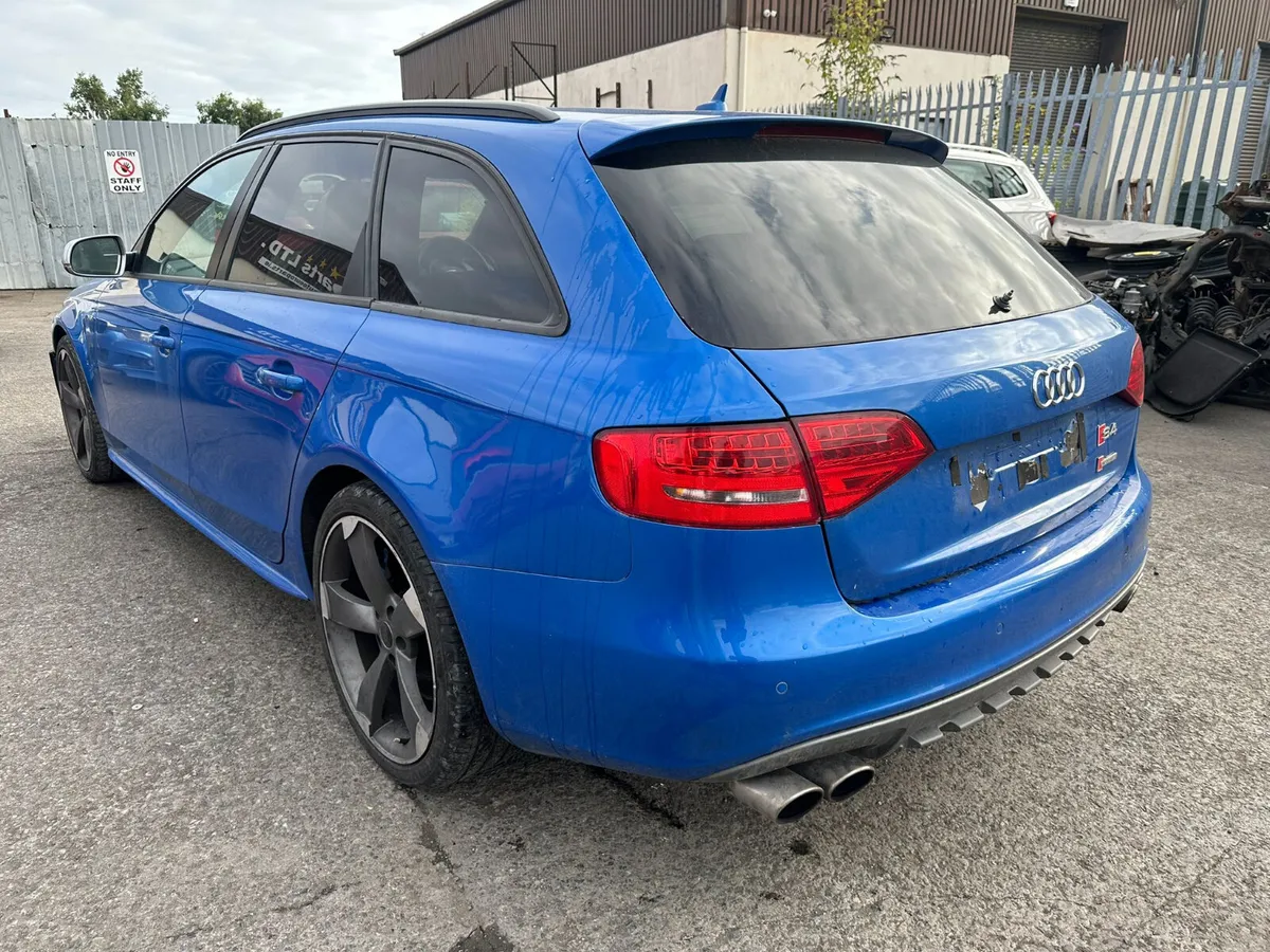 11 AUDI A4 S4 3.0 P QUATTRO AUTO FOR BREAKING - Image 4