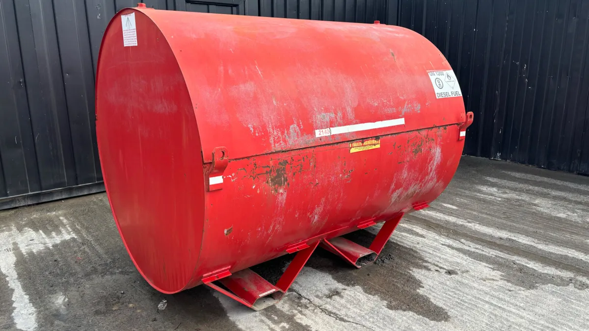 Trailer Engineering 2140L Fuel Bowser - Image 1