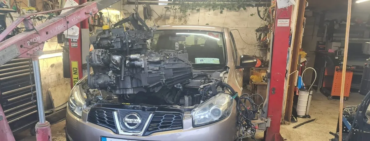 Nissan Qashqai 1.5 Dci 7 and 5 seaters for parts - Image 4