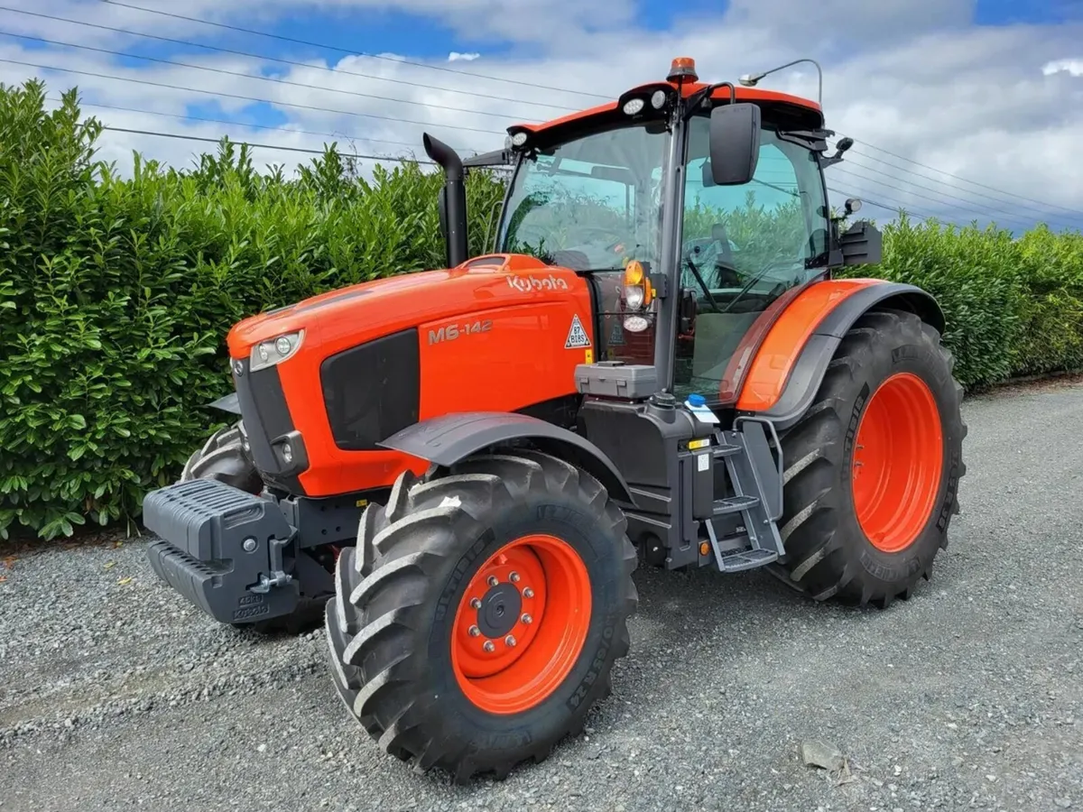 Kubota M6142 - Image 1