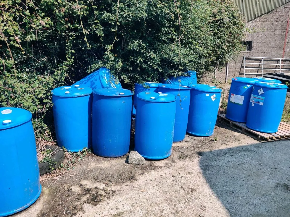 200 litre Blue Barrels - Collection Only - Image 2