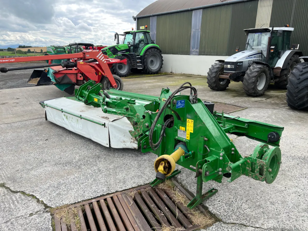 2018 McHale R3100 Rear Mounted Mower - Image 2