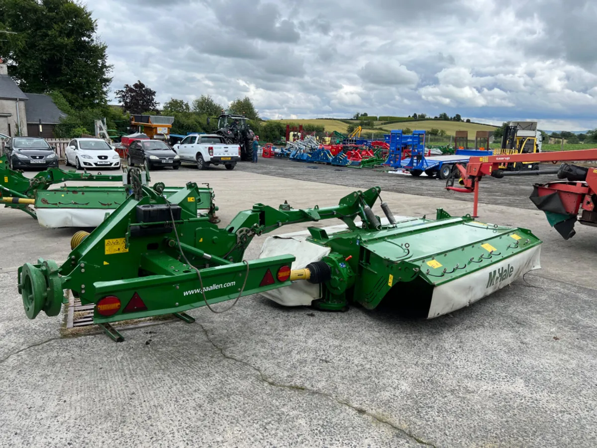 2018 McHale R3100 Rear Mounted Mower - Image 3