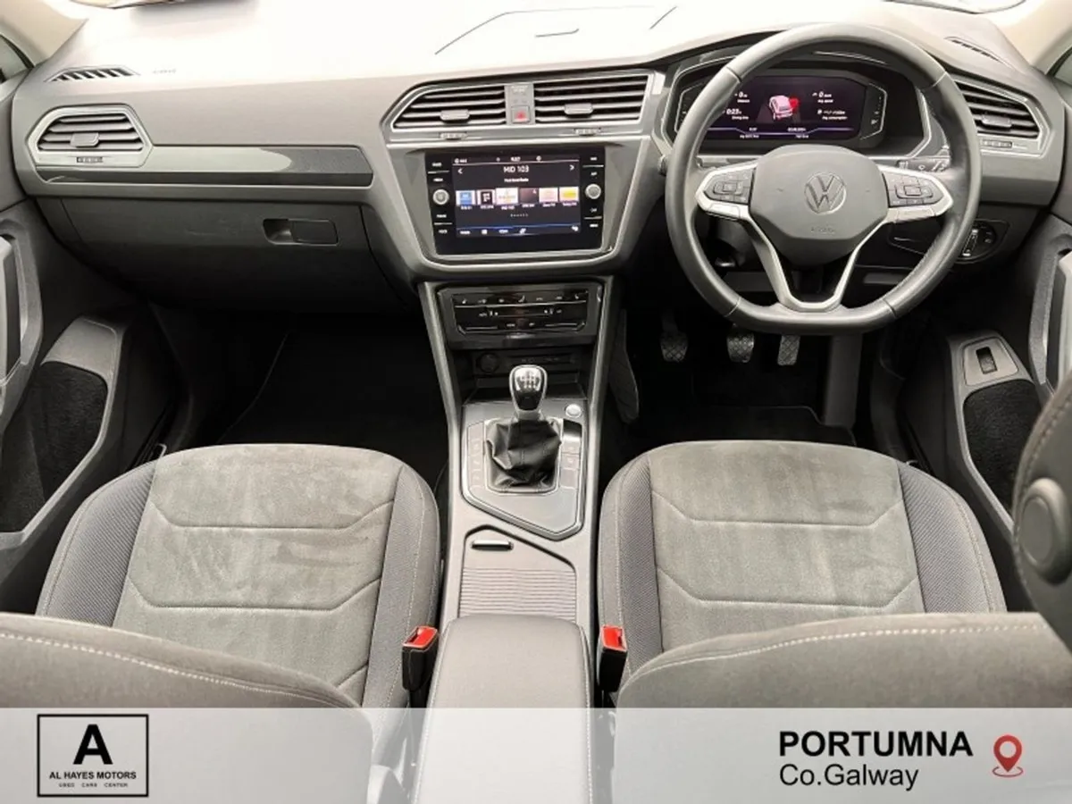 Volkswagen Tiguan Elegance 2.0 TDI 6speed 150BHP - Image 2