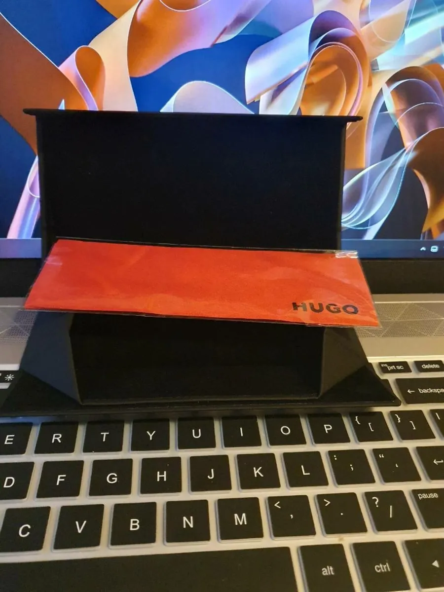 Hugo Boss Orange Glasses / Foldable / NEW - Image 4