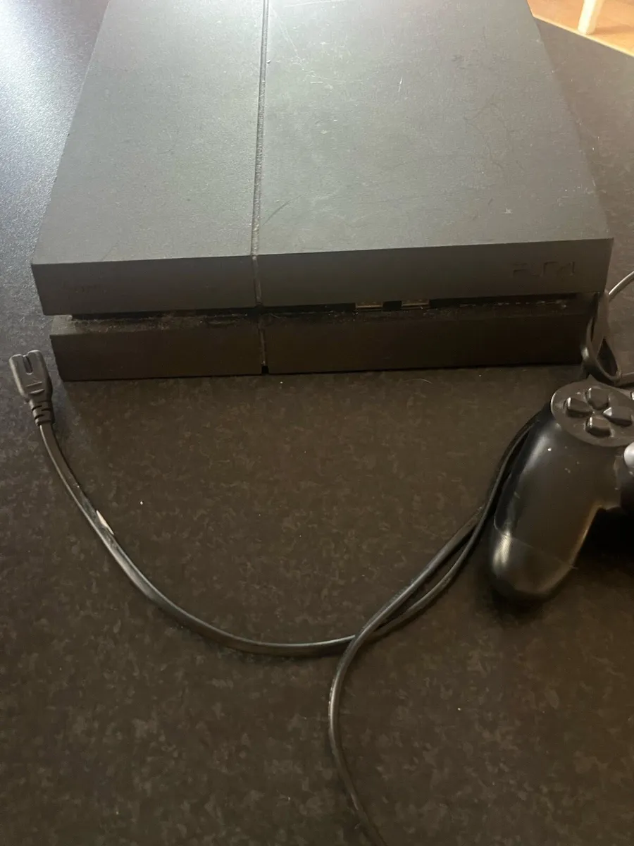 PS 4 - Image 3