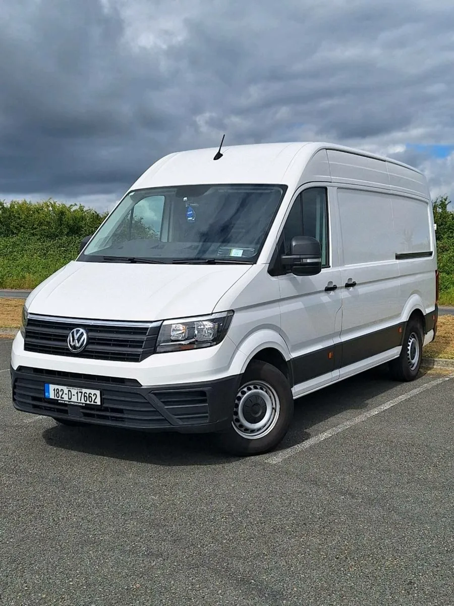 VW Crafter 2018 LOW KMS - Image 2