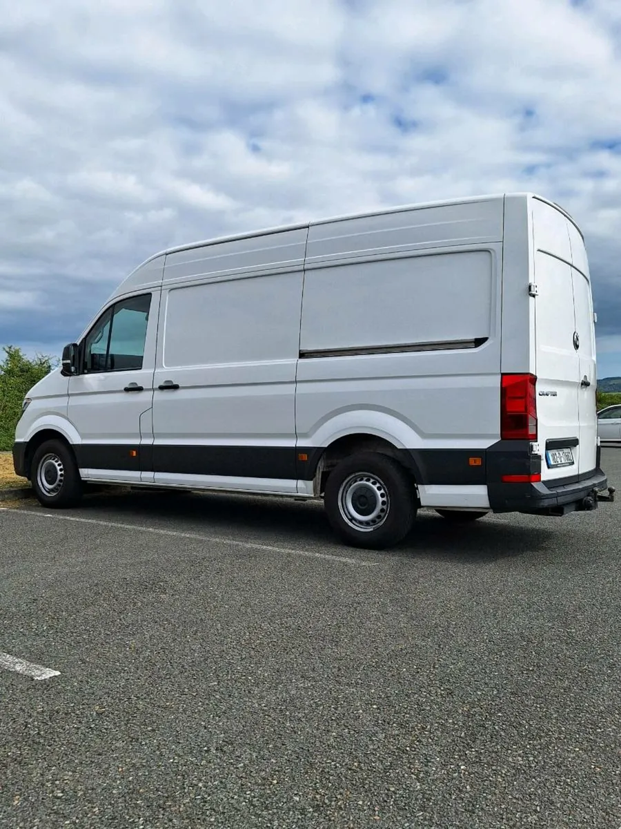 VW Crafter 2018 LOW KMS - Image 4