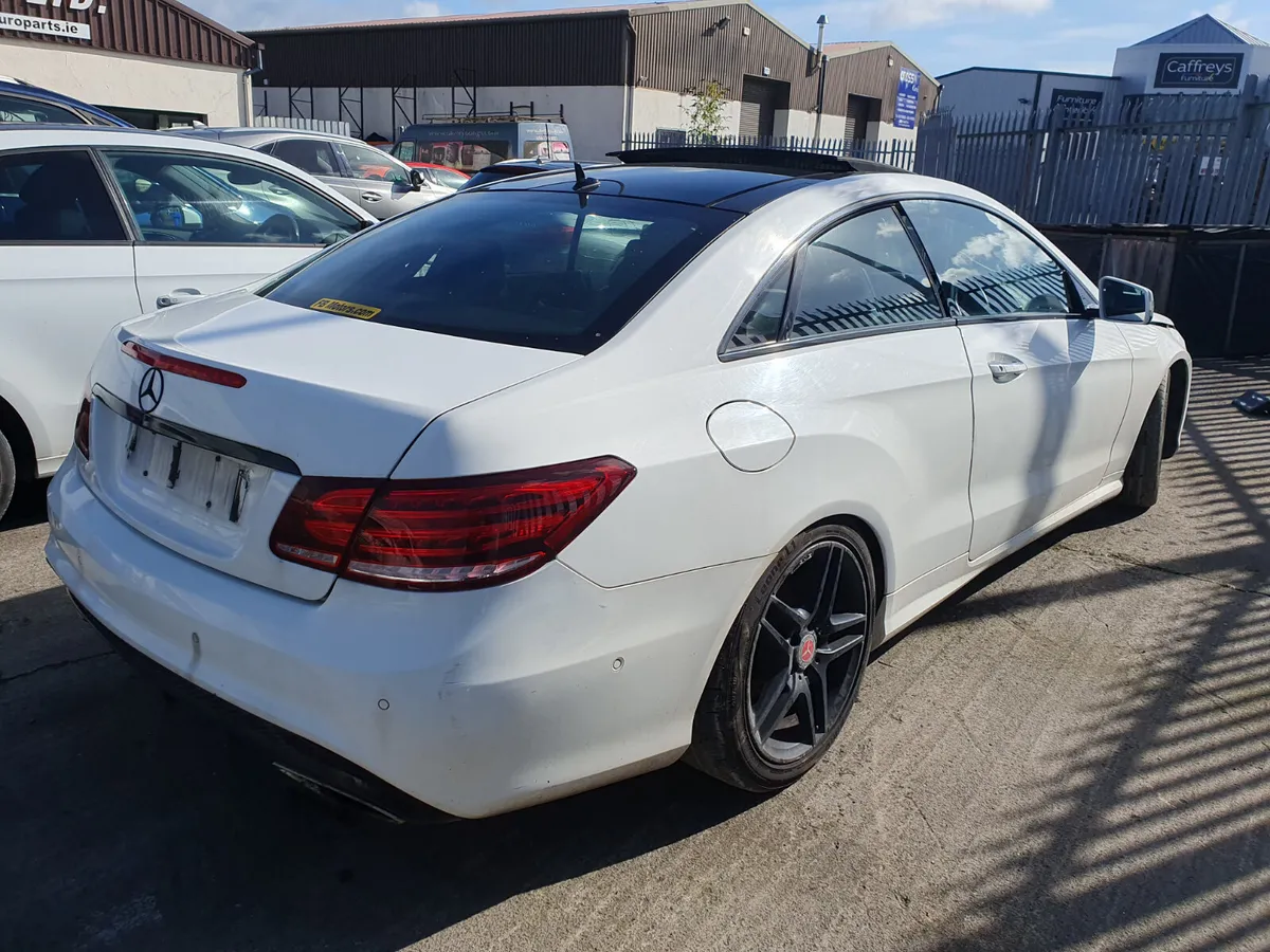 15 MERCEDES E-CLASS  2.2D (651) AUTO FOR BREAKING - Image 3
