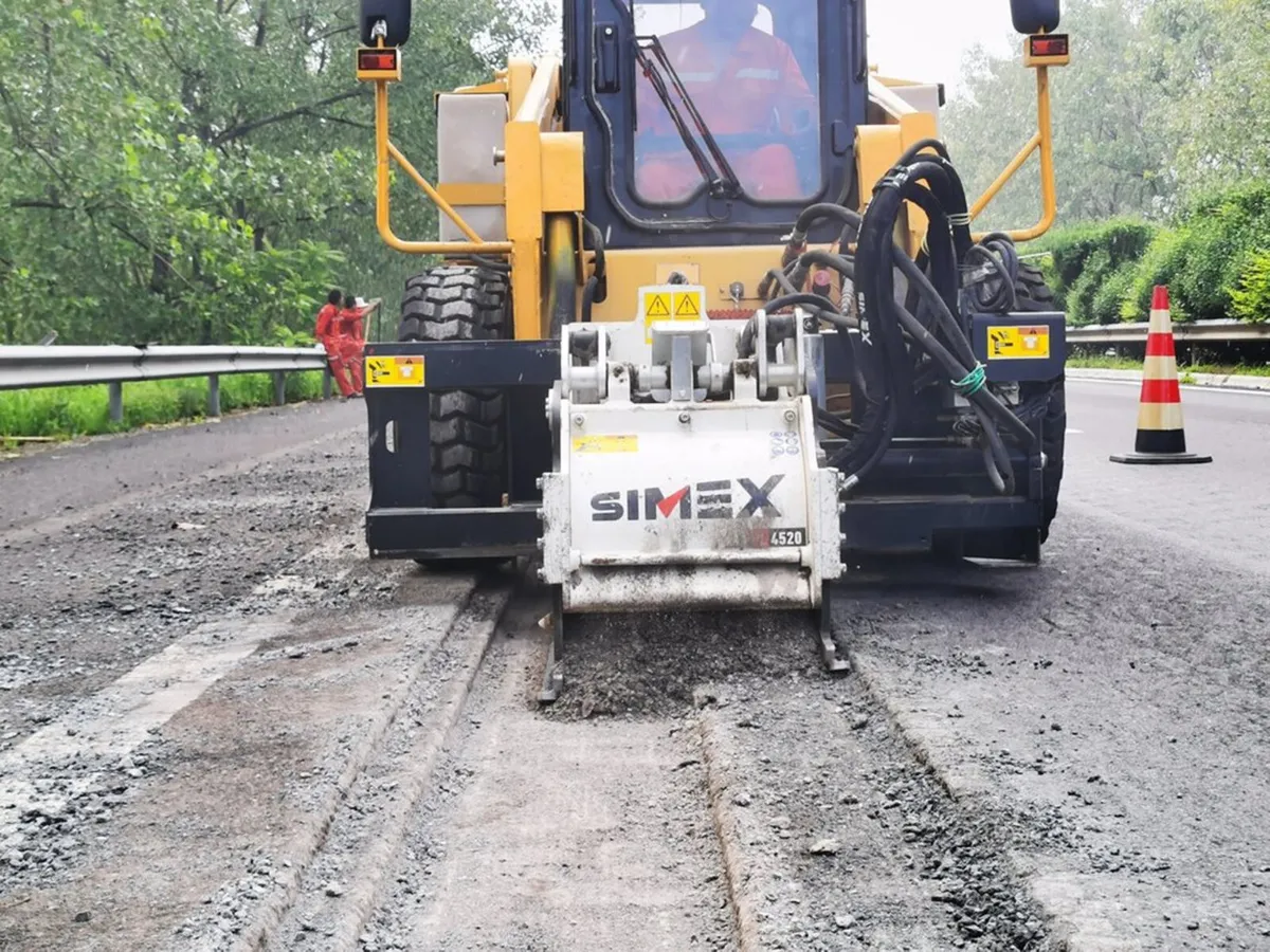 Simex PL4520 Planer - Image 1