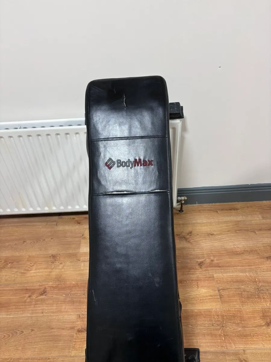 3 used benches FOR €55 - Image 4