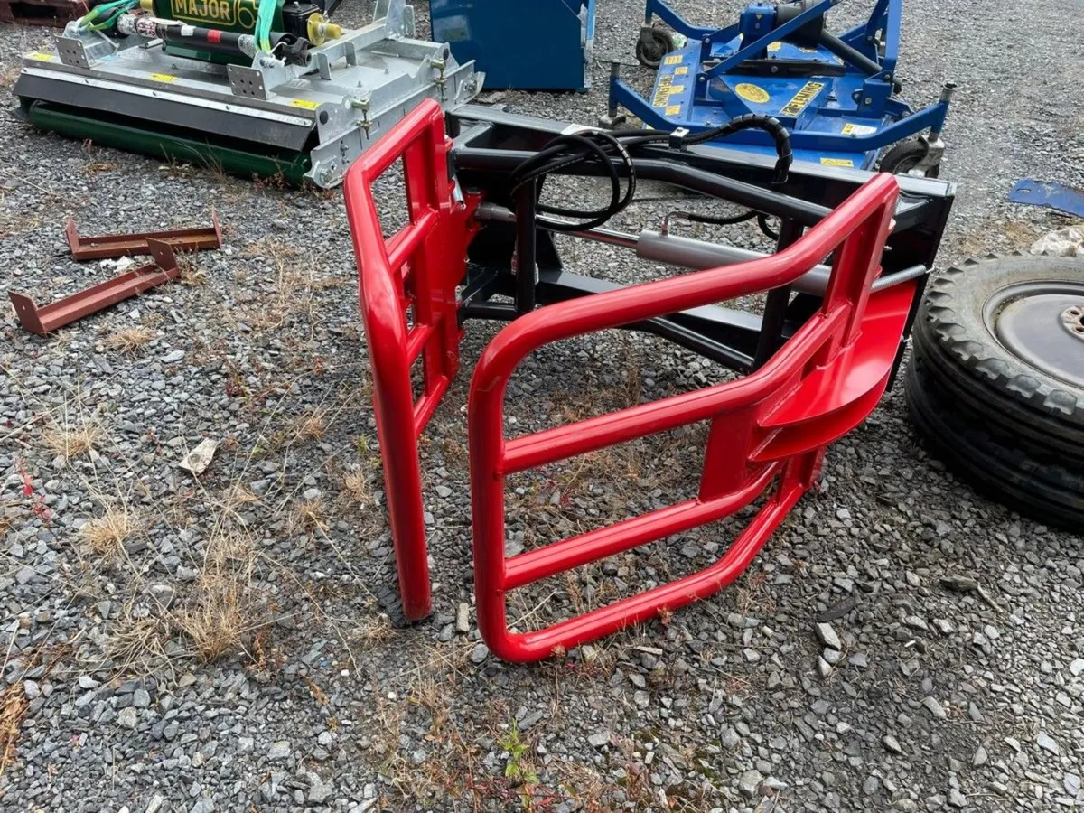 Intertech Bale Grab - Image 1