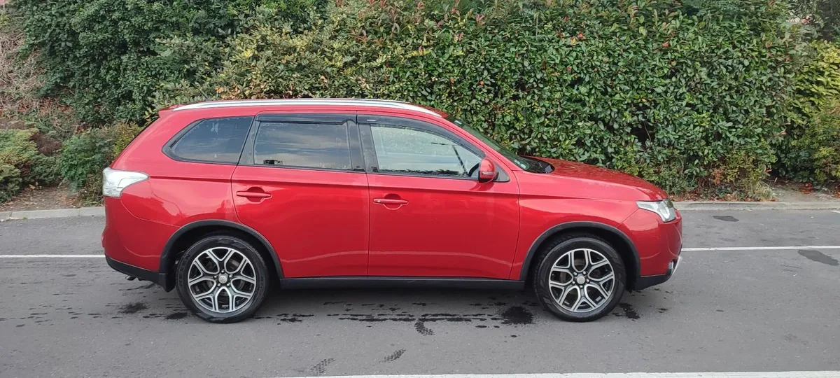 Mitsubishi Outlander 2015 Blackline 2.3 diesel 4WD - Image 4