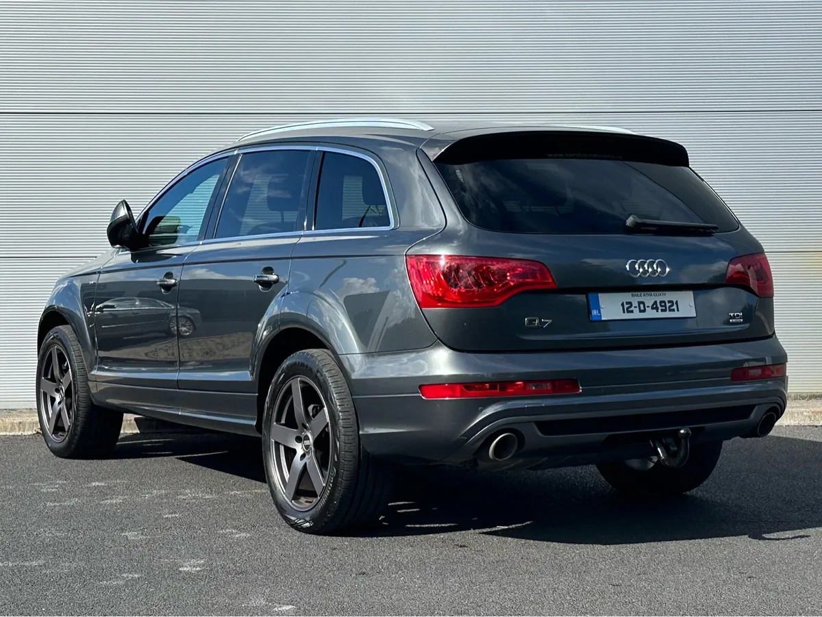 Audi Q7 Sline 7 Seater - Image 2