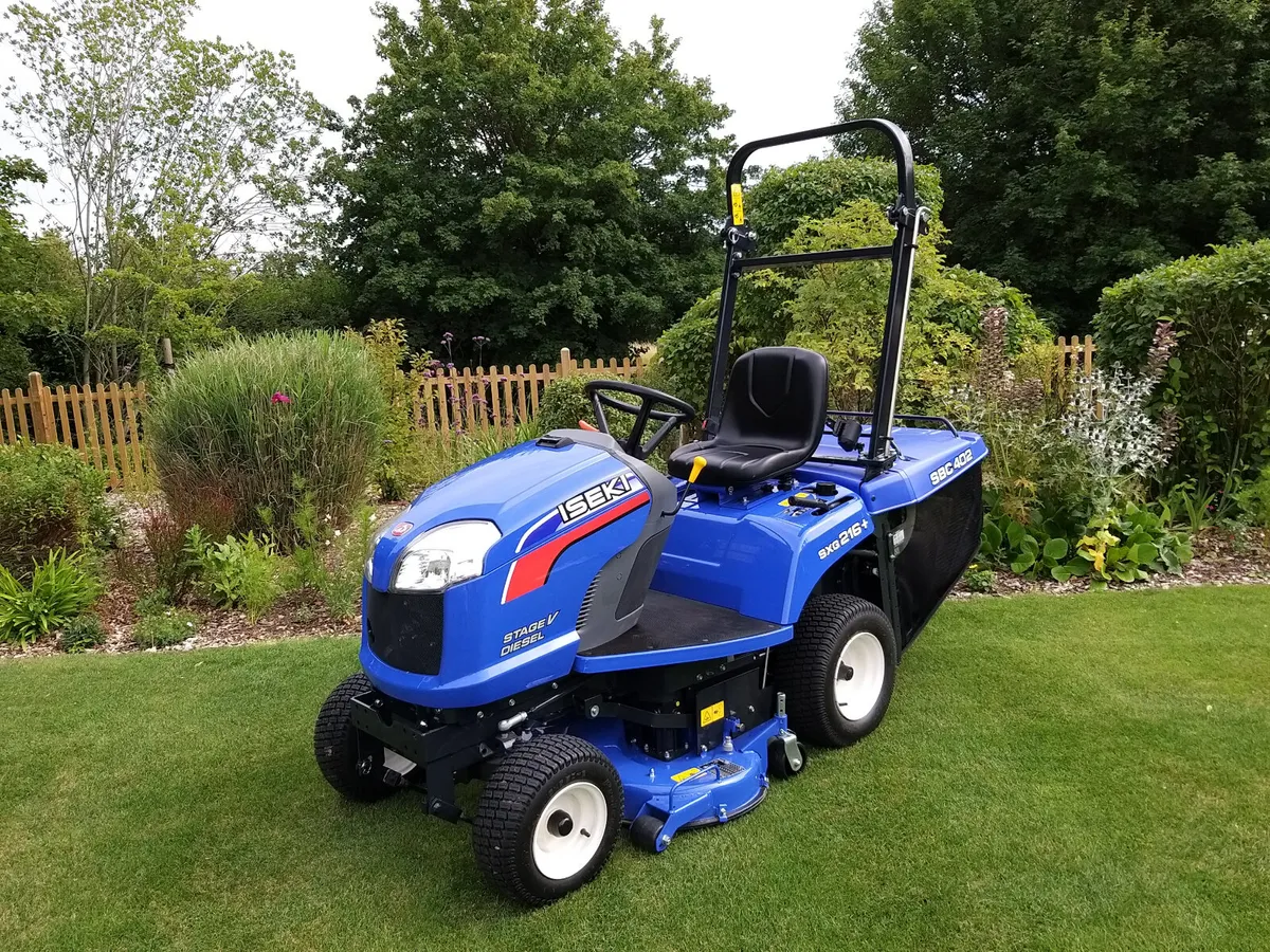 ISEKI SXG 216+ ride on mower - Image 1