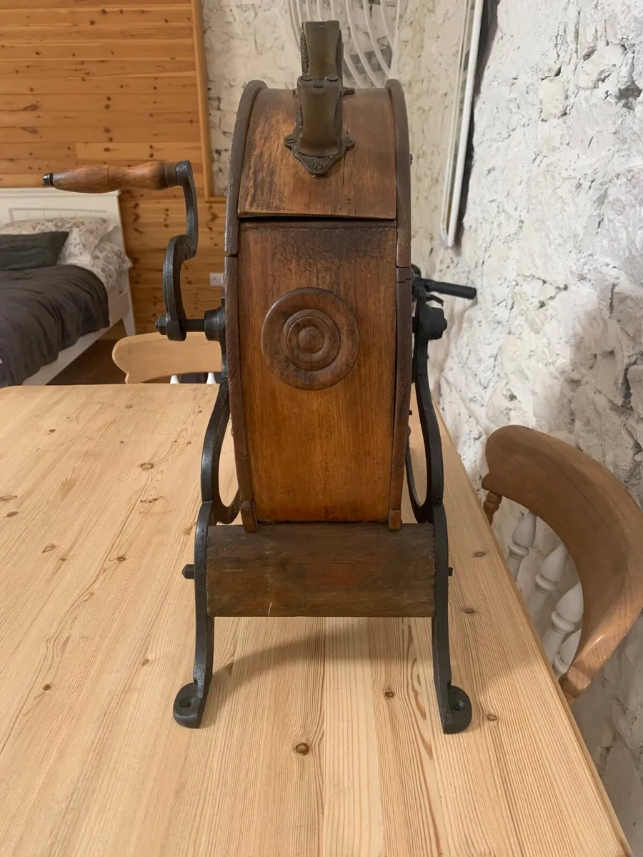 Kent Victorian knife cleaner - Image 4