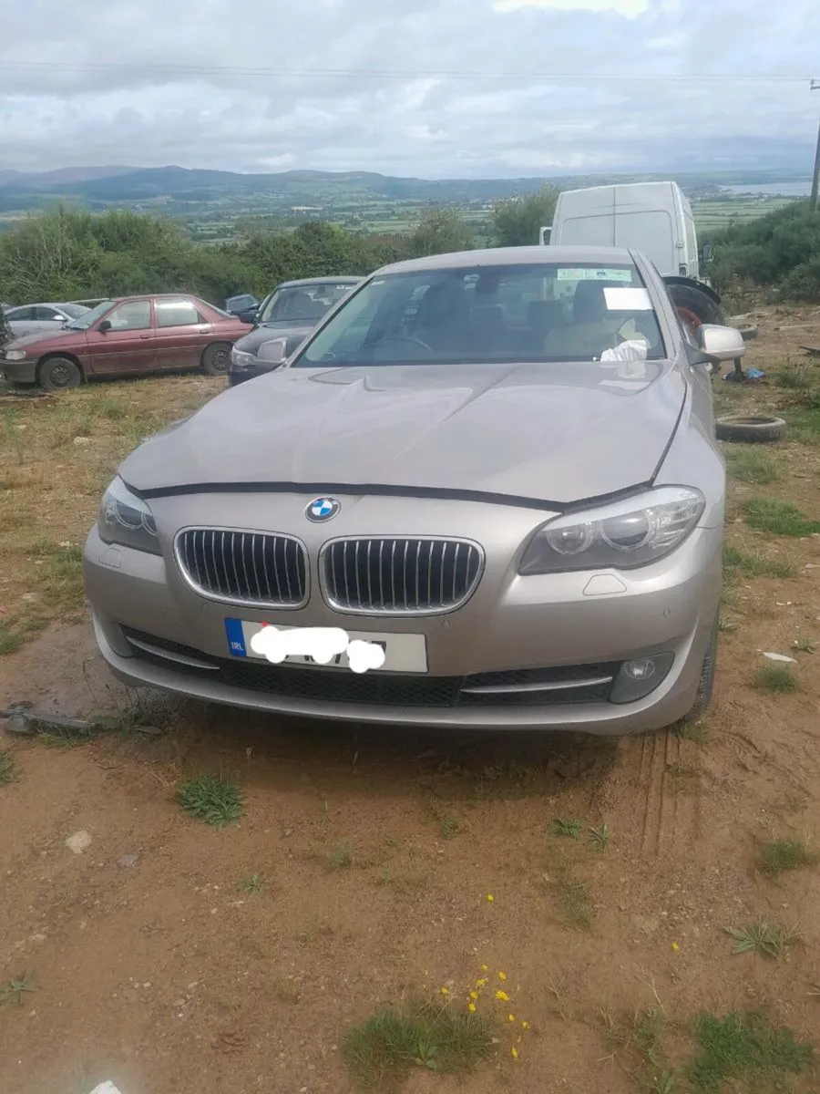Breaking 2011 bmw 520d f10 - Image 1