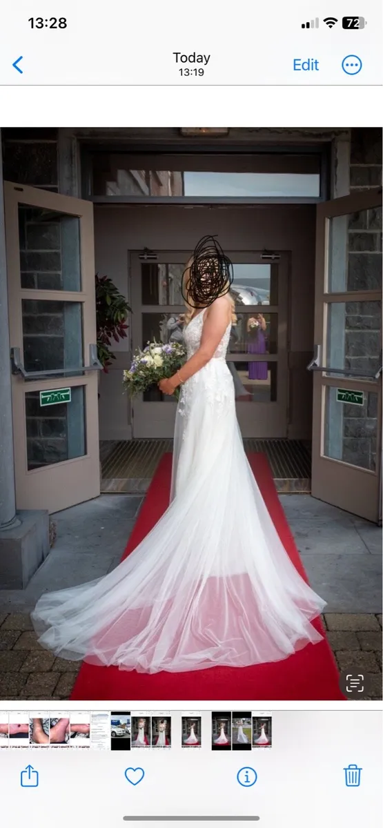 Wedding dress - Image 1