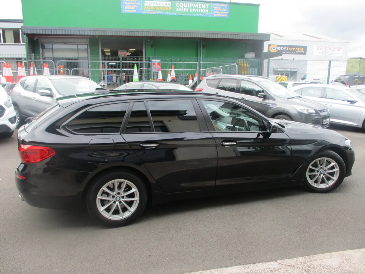 BMW 520d SE TOURING  AUTO  2018 - Image 4