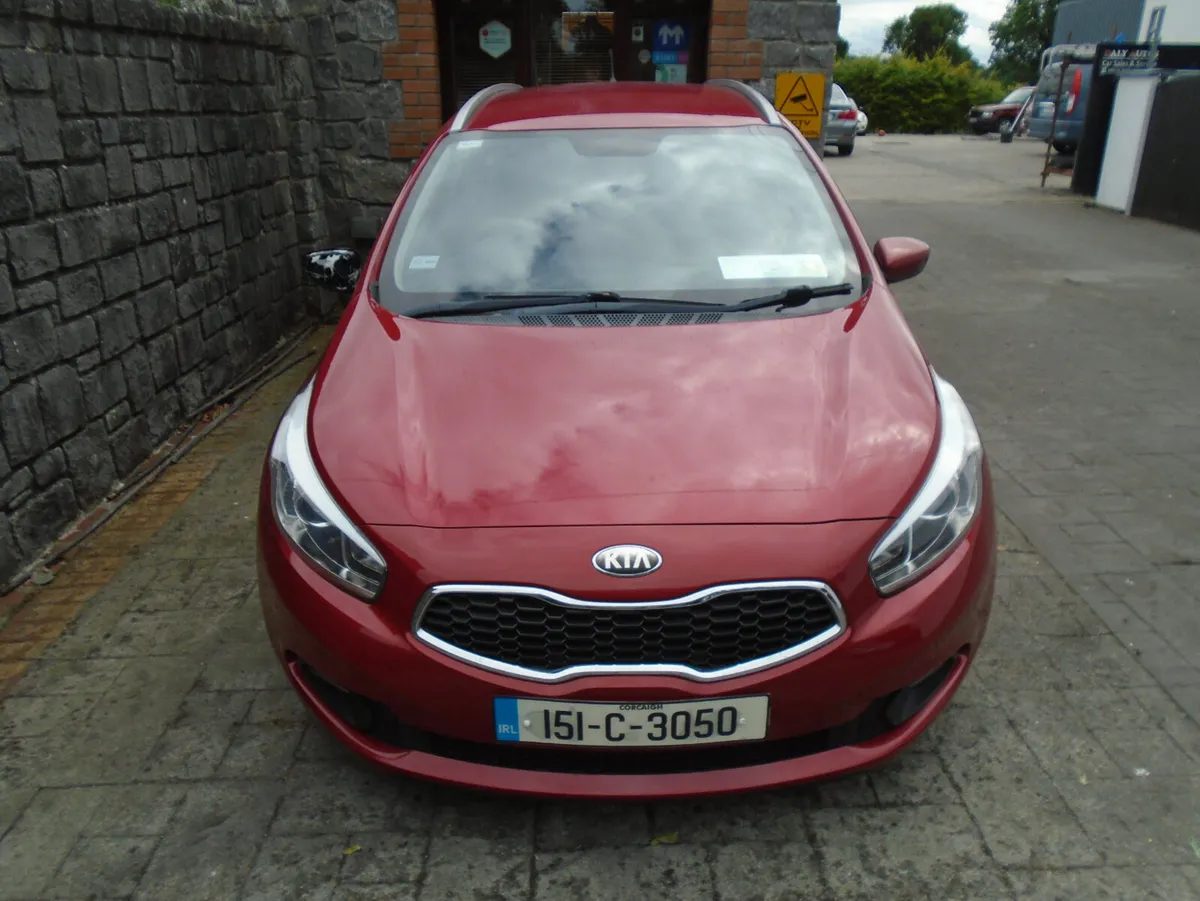 Kia Ceed 2015 - Image 2