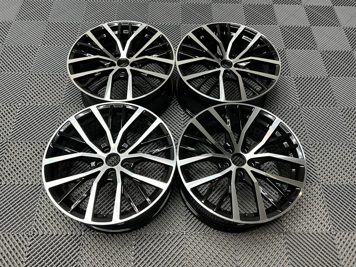 17" Inch Vw Polo GTI Syle Alloys 5X100 A1 Ibiza - Image 1