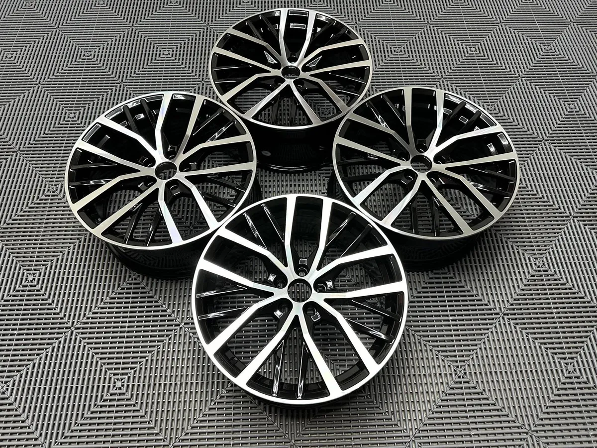 17" Inch Vw Polo GTI Syle Alloys 5X100 A1 Ibiza - Image 3