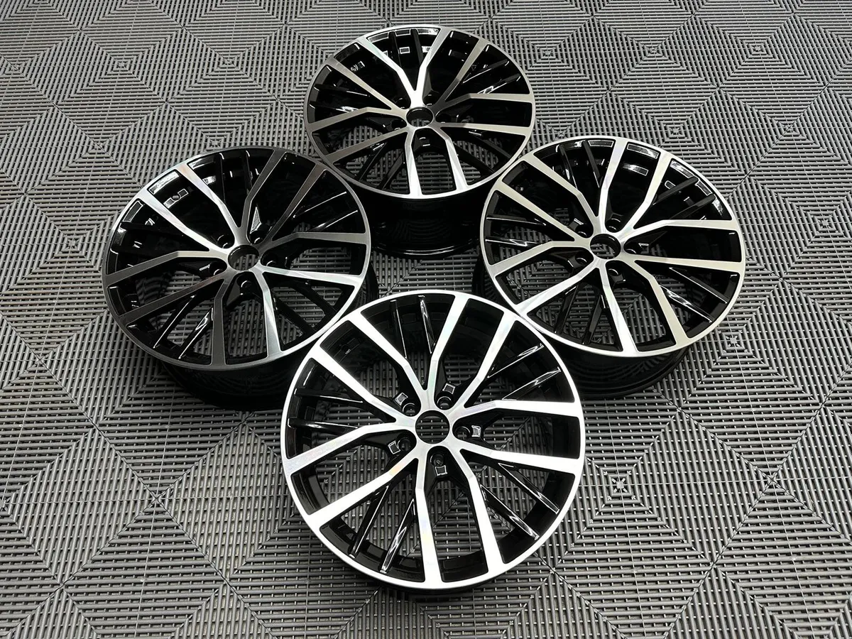 17" Inch Vw Polo GTI Syle Alloys 5X100 A1 Ibiza - Image 4