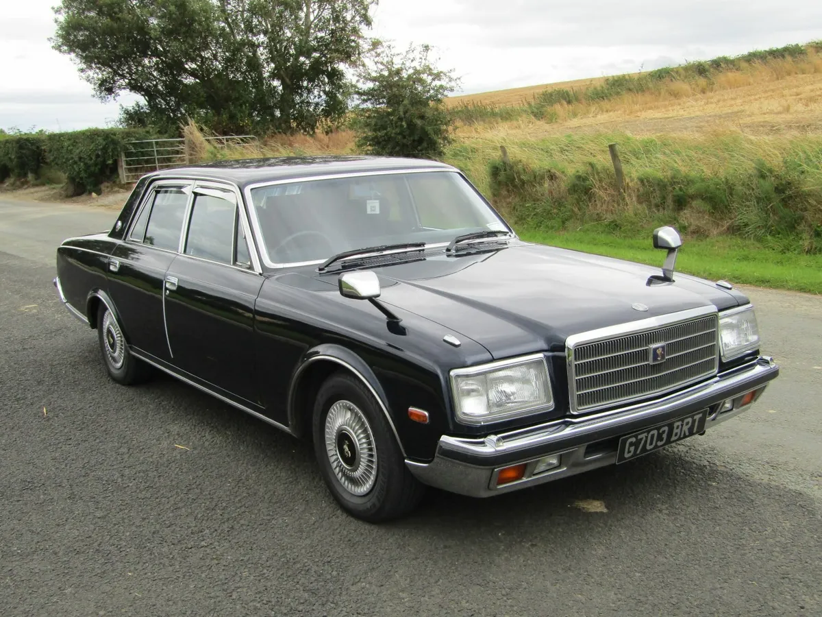 Toyota CENTURY 1990 - Image 1